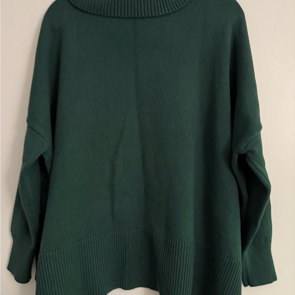 LOFT Forest Green Turtleneck Sweater - Picture 3 of 8